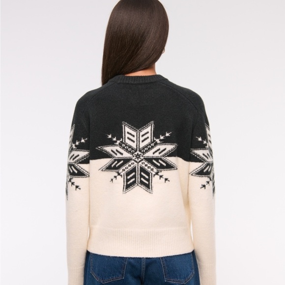 Abercrombie & Fitch Women’s Madeline crew sweater - Picture 6 of 8